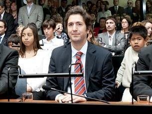 Casanello dijo que Cristina "no está involucrada" en la causa Báez