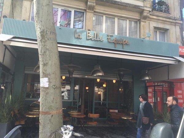 Reabrió el último bar atacado durante la sangrienta serie de atentados en París