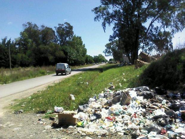 Reclamos por la formación de basurales crónicos en Romero
