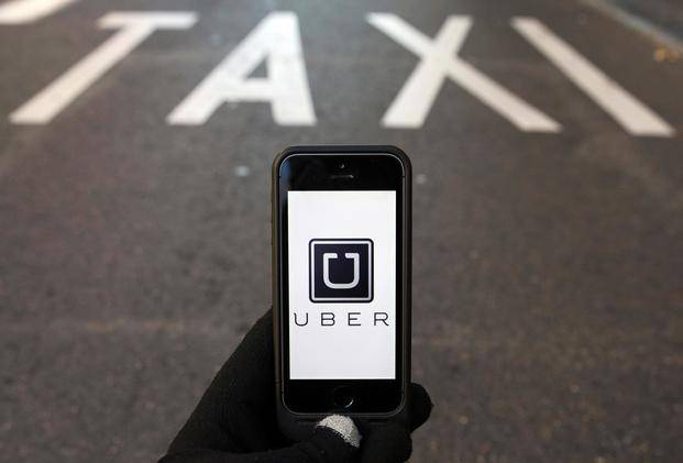 Crece la polémica entre los taxistas por la llegada de Uber