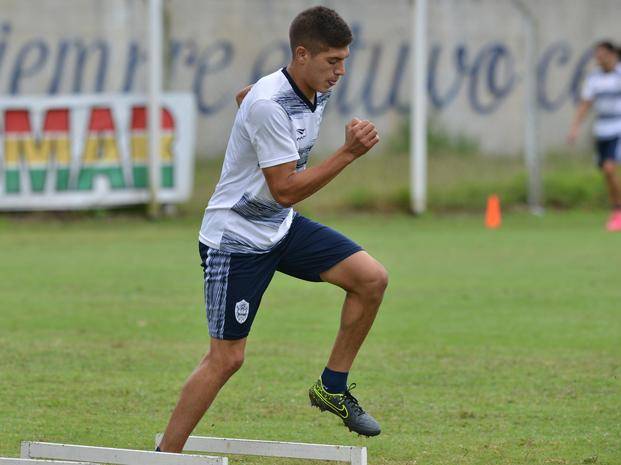 "El técnico me preguntó si podía ser lateral y le dije que sí"