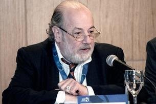 Bonadio le pidió a Rafecas la denuncia de Nisman contra Cristina