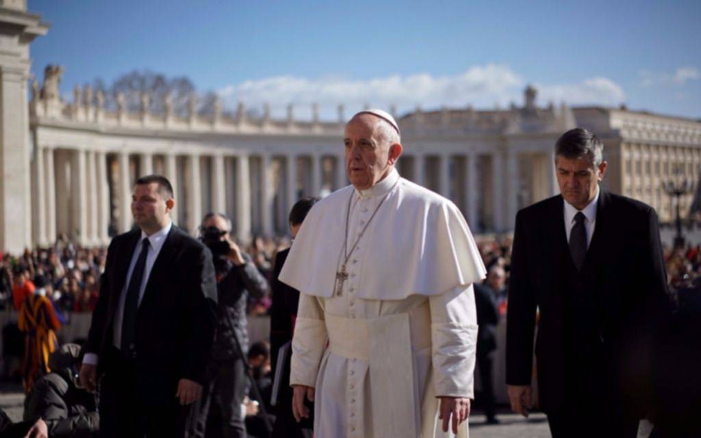 Abusos en la Iglesia: renunció integrante de comisión creada por el Papa
