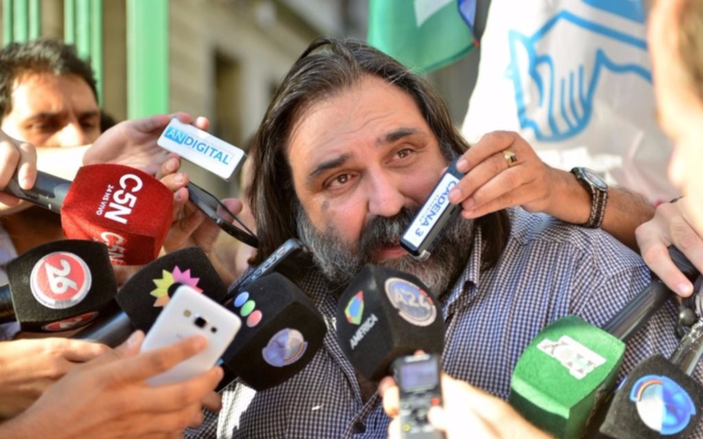 Baradel denunció penalmente a Macri por sus dichos en el Congreso 