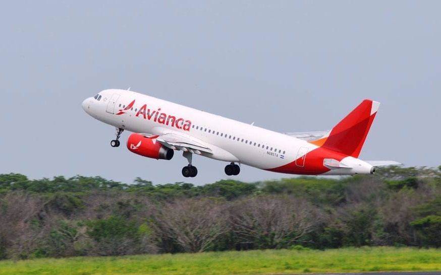 Investigan a Macri por presuntos beneficios a Avianca