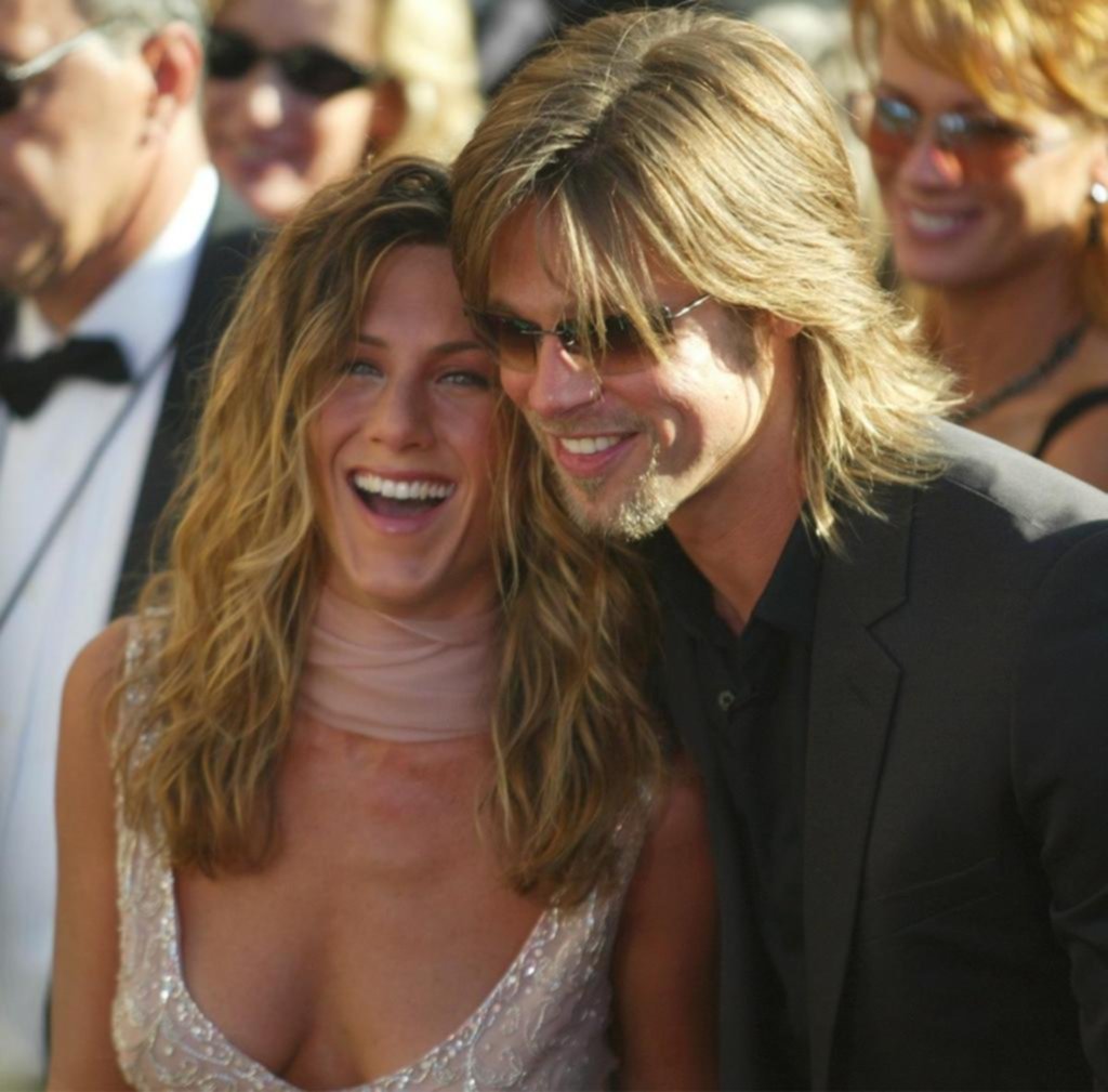 Brad Pitt y su ex, Jennifer Aniston, a puro mensajito