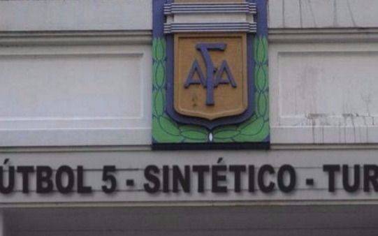 En medio de la pelea en el fútbol, aparecieron los memes
