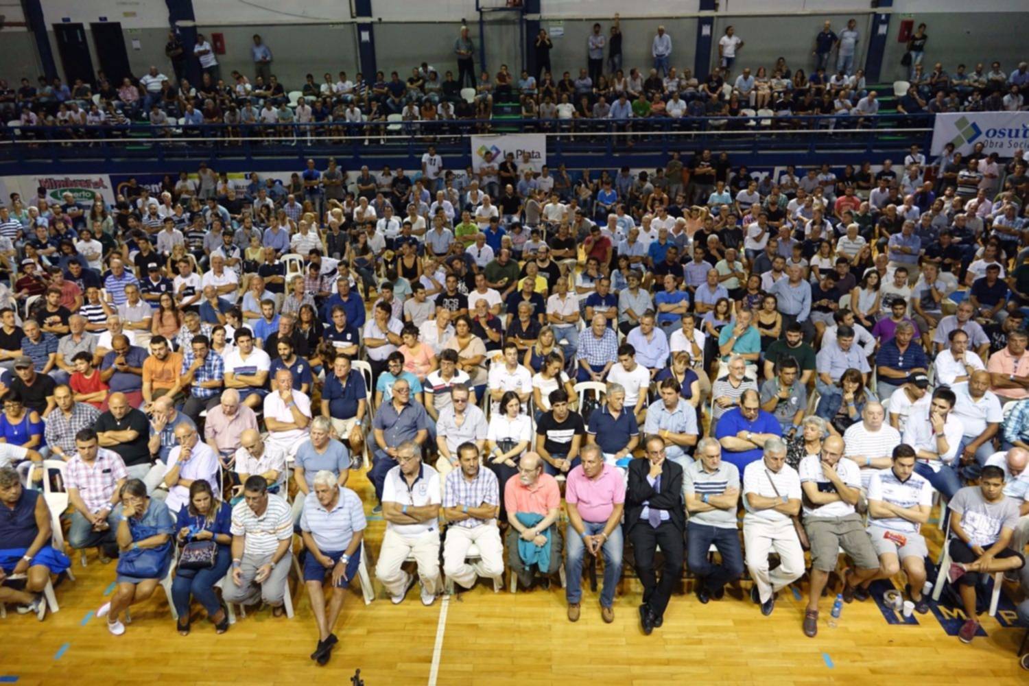 Gimnasia: Se aprobó la propuesta de la CD de llamar a un concurso preventivo de acreedores