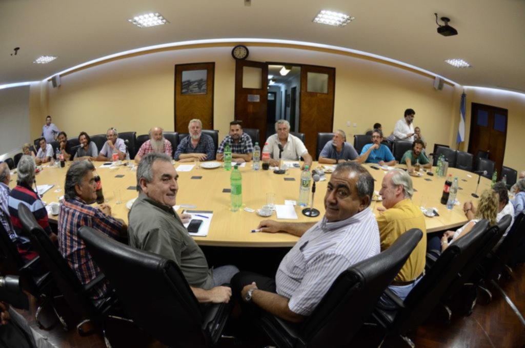 En la antesala de la marcha, la CGT insiste en hablar de un paro