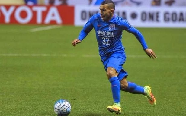Video: Tevez convirtió un gol en su debut en la Superliga de China