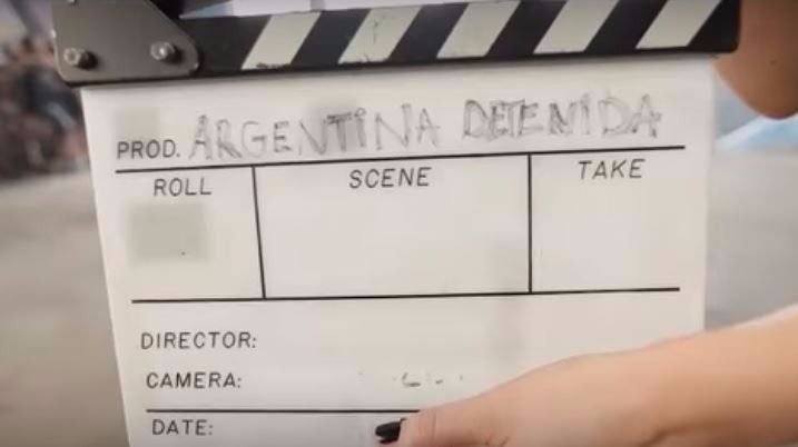 Actores e intelectuales kirchneristas hicieron un "Mannequin Challenge" contra Macri