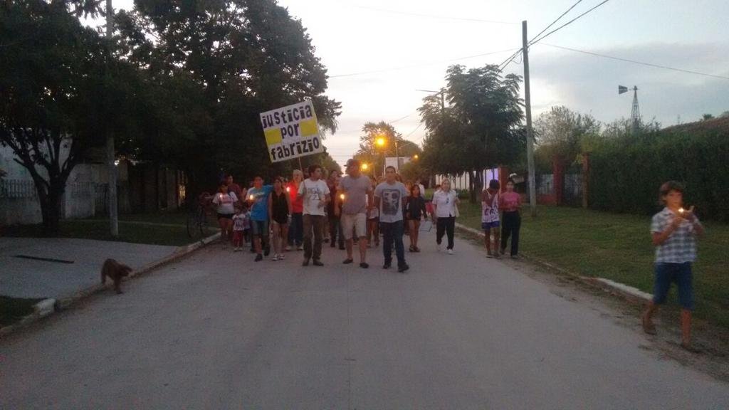 Un pueblo reclama justicia por la muerte de un chico en un piquete