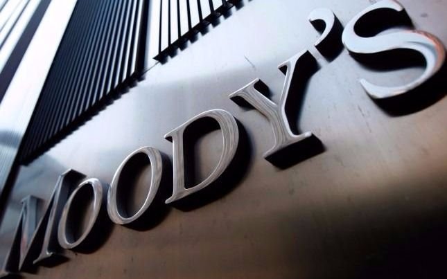 Moody’s mejoró de “estable” a “positiva” la calificación de Argentina
