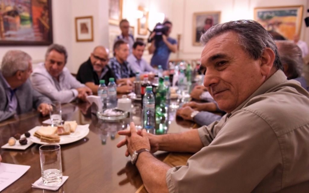 Macri enfrenta mañana la protesta de la CGT con amplio apoyo opositor