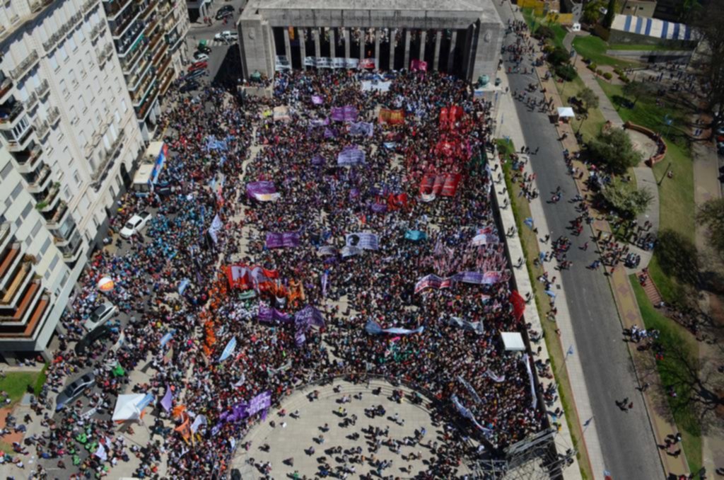 Las mujeres se movilizan para “hacer ruido” contra el machismo