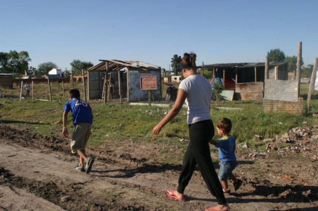 El 34% de niños y jóvenes del Gran La Plata vive en la pobreza