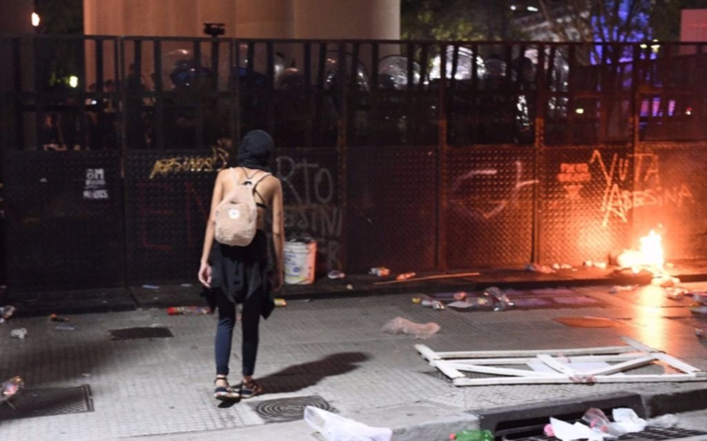 Liberan a los detenidos durante los incidentes en la marcha de mujeres