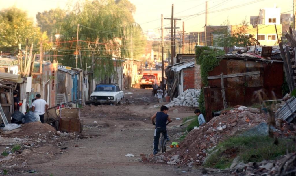 Emergencia en el Gran La Plata: es pobre el 19,4 por ciento de hogares