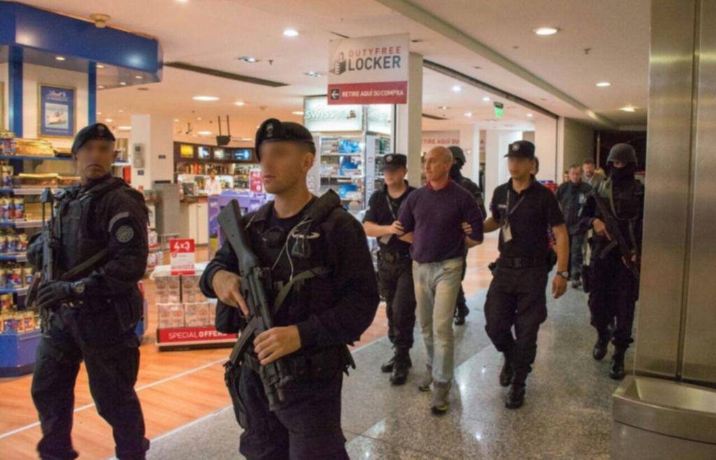 Narco-jet: uno de los hermanos Juliá sigue preso en el país