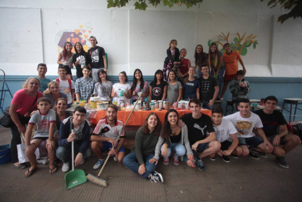 Buscan contener excesos en los festejos del “último primer día”