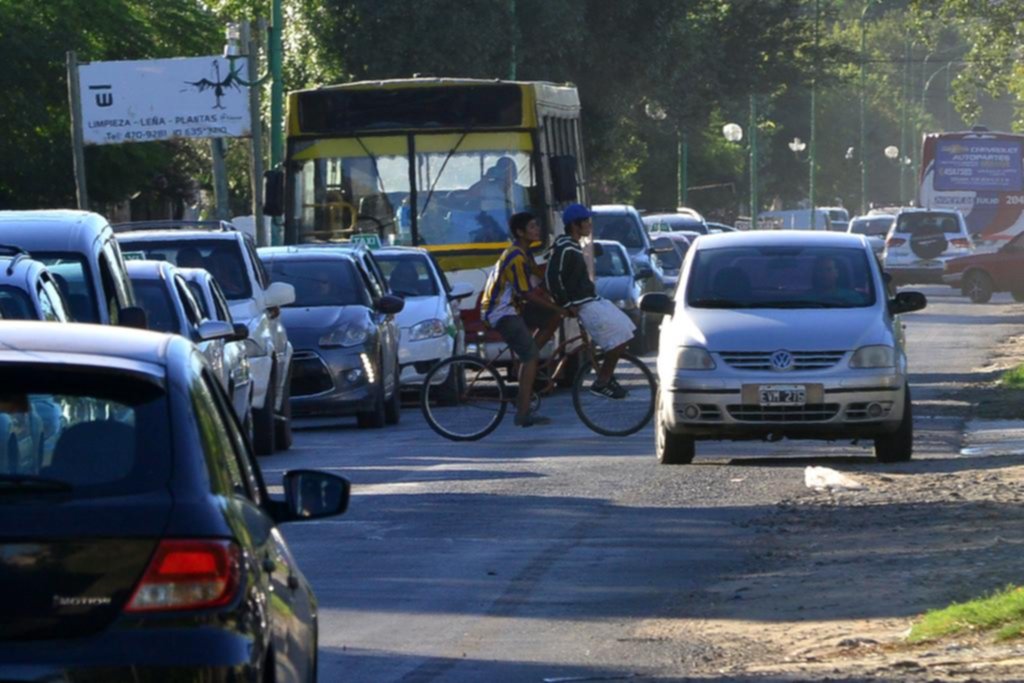 La avenida 137, de 43 a 520, al borde del colapso en las horas pico