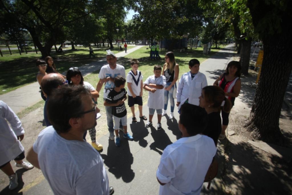Contrastes, reclamos e incertidumbre en las escuelas de la Región