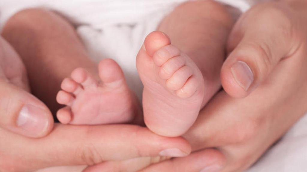 Un bebé con tres padres, otro debate bioético