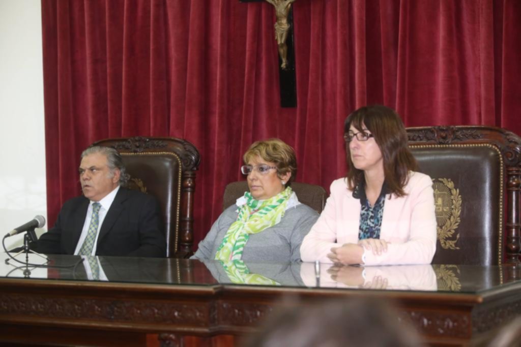 Condenados por golpear salvajemente a su hija
