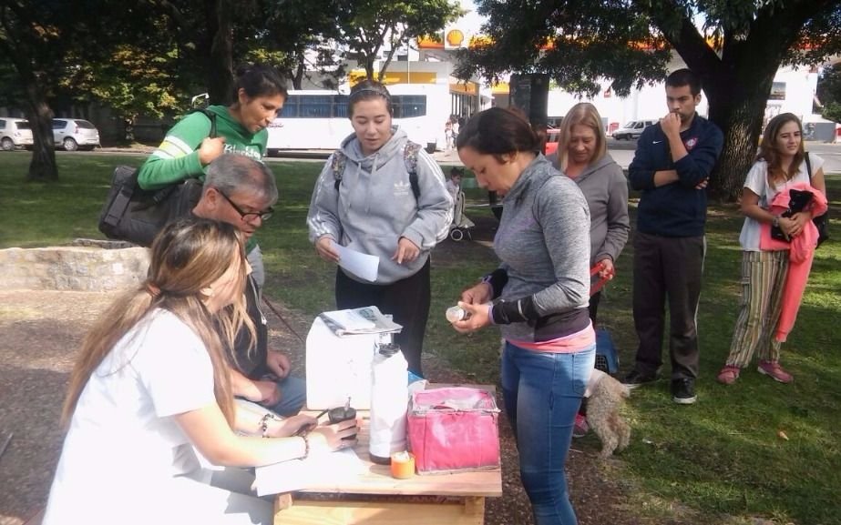 Atienden a más de 400 animales en puestos móviles de vacunación