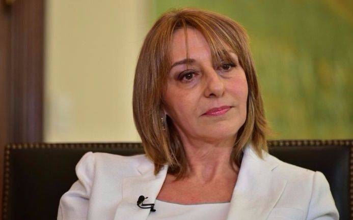 Investigan a Gils Carbó por un inmueble