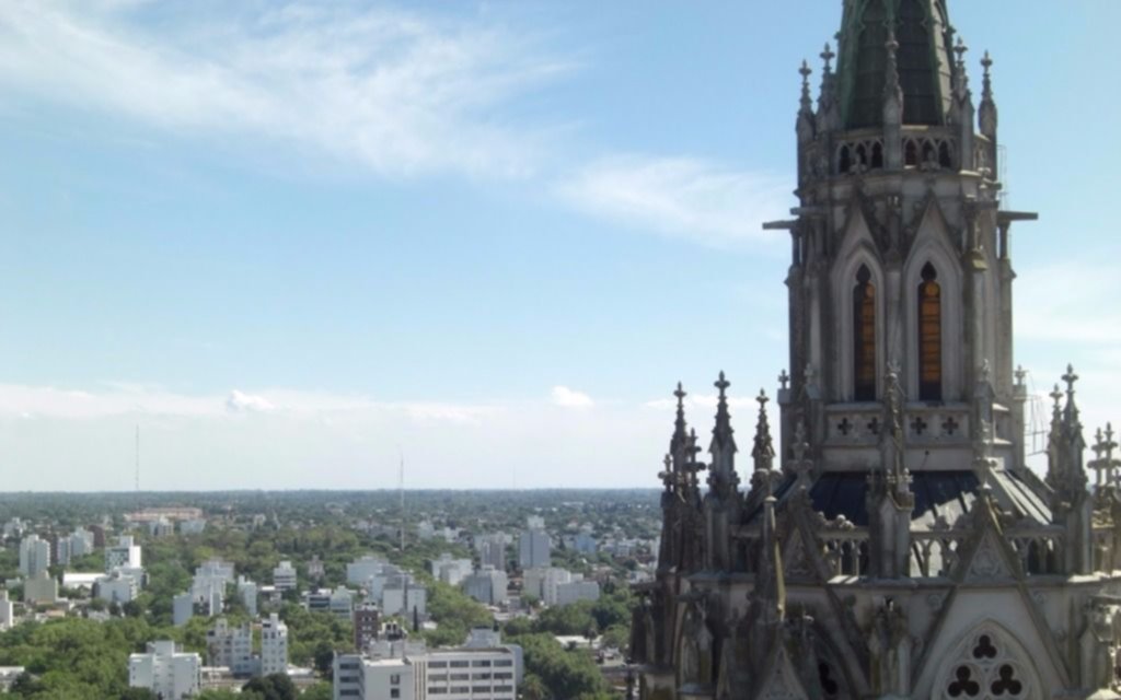  El verano se despide con cielo algo nublado y máxima de 26 grados