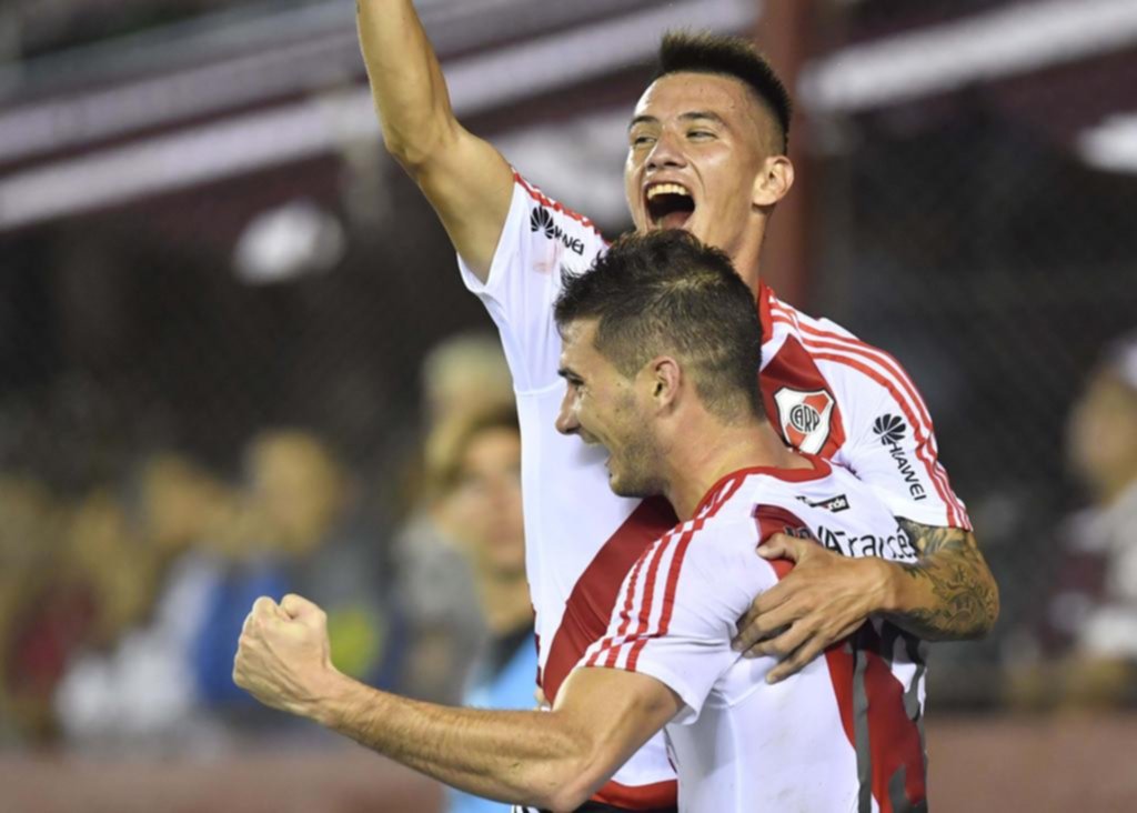 Tricota de River, festejo y un buen salto en la tabla