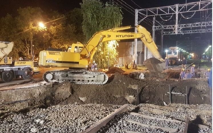Culminó el montaje de los puentes ferroviarios de Don Bosco