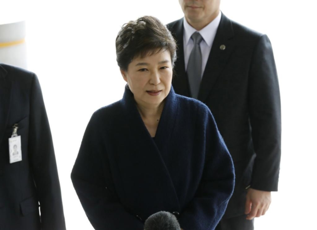 Piden la detención de la ex presidenta de Surcorea que cayó por corrupción