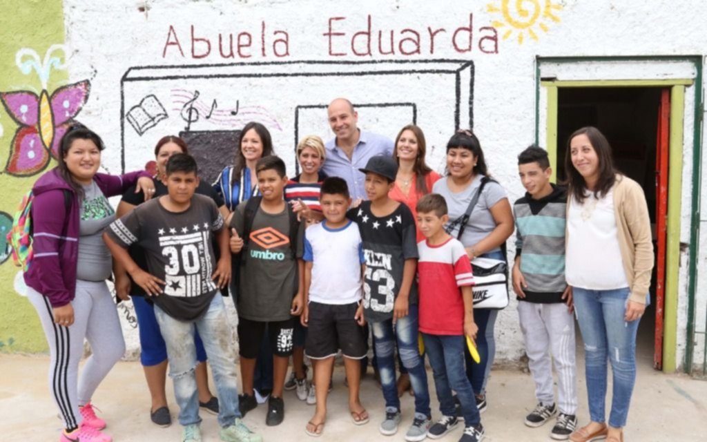 Visita al Centro Educativo Popular “Abuela Eduarda” 