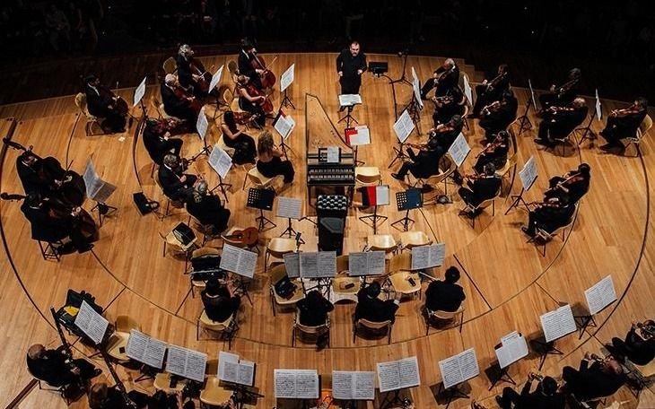Orquesta nacional De Dios Filiberto en el Teatro Muncipal