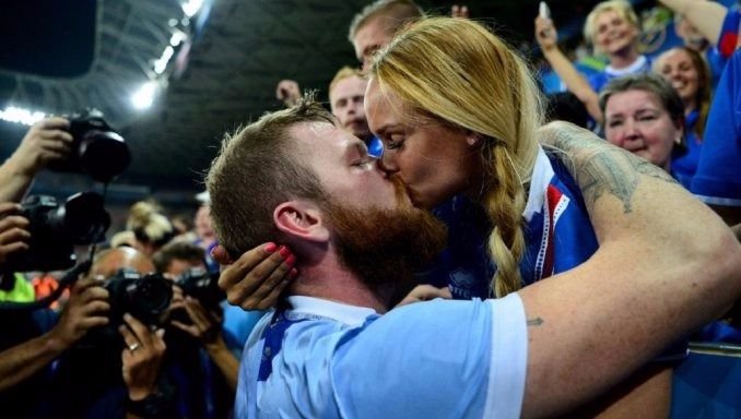 Pasión por el fútbol: Récord de nacimientos en Islandia por una hazaña histórica