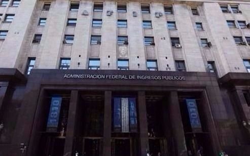La AFIP prorrogó la presentación de deducción en ganancias 