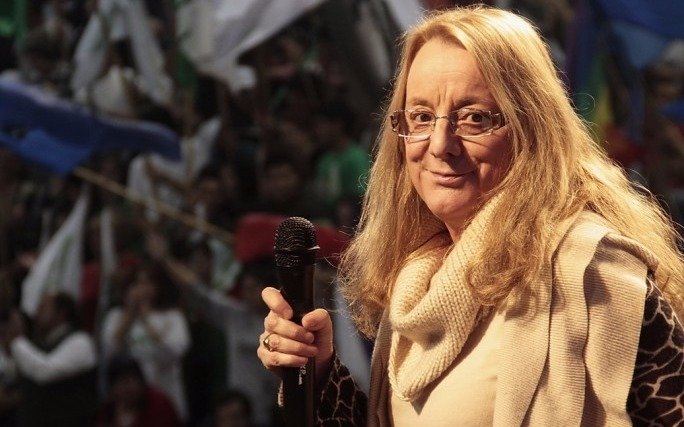 “Aún no puedo pagar los sueldos en tiempo por carecer de fondos”, dijo Alicia Kirchner