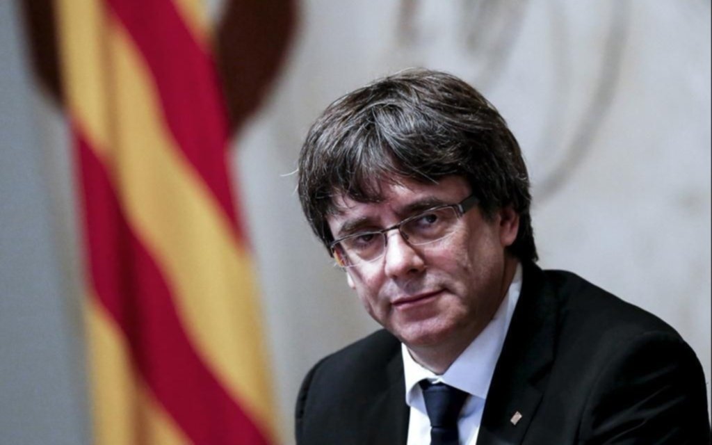 Puigdemont renuncia a ser presidente de Cataluña y propone a Jordie Sánchez