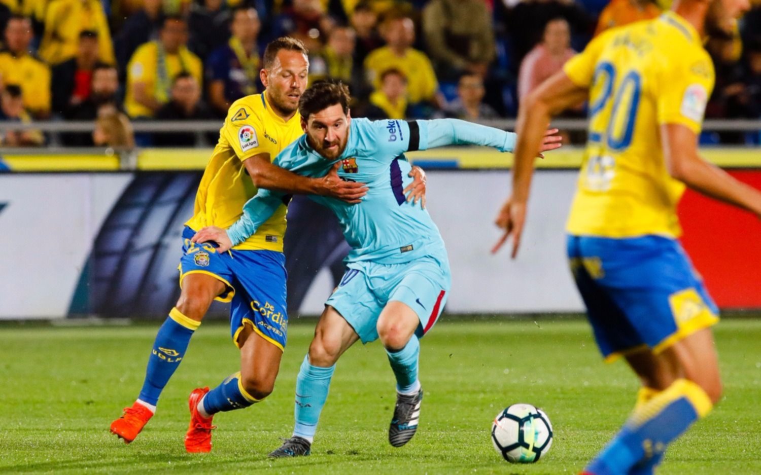 Goles de Messi y Calleri en el empate entre Barcelona y Las Palmas