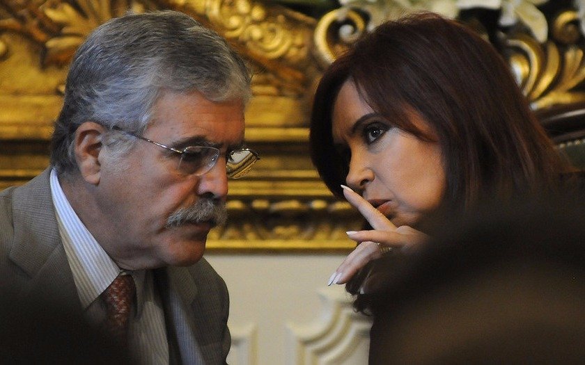 Obra pública: CFK "va a estar en el banquillo de los acusados", dice el Gobierno