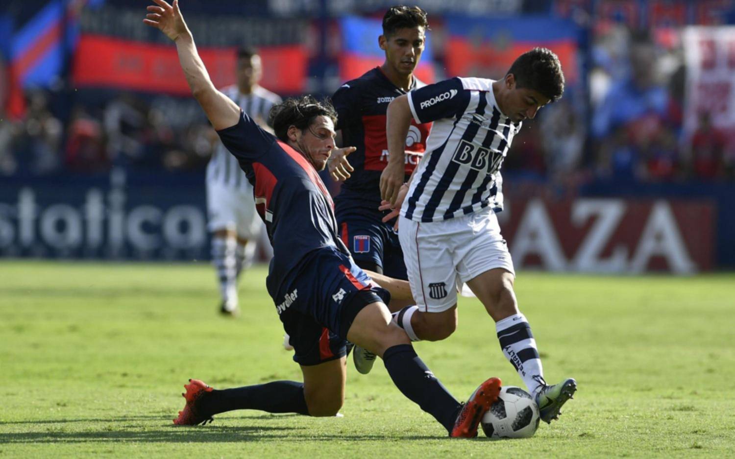 Sonríe Boca: Talleres empató sin goles ante Tigre