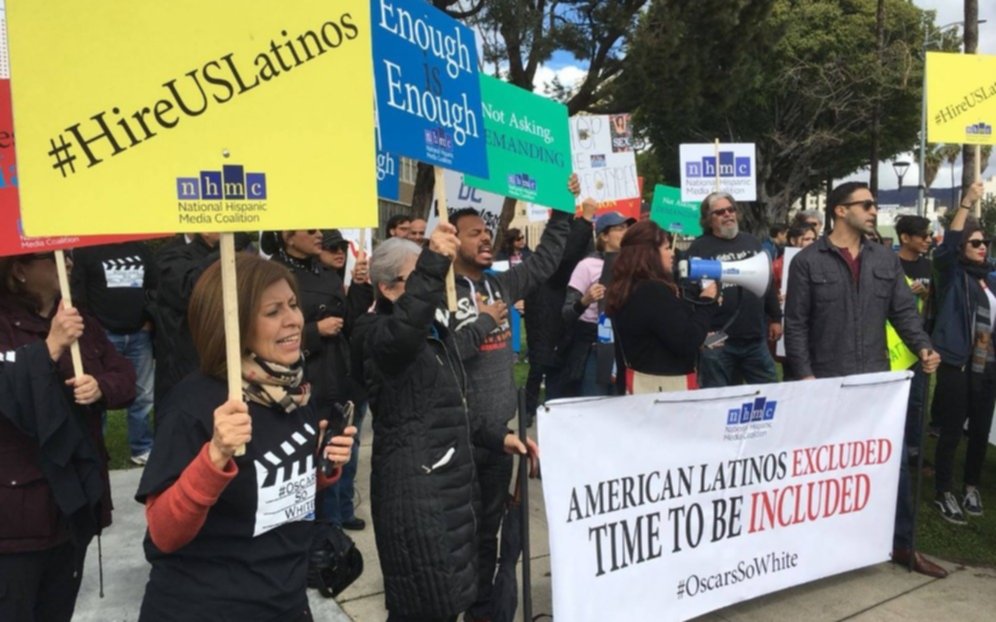 Latinos demandan mayor presencia en Hollywood en la previa de premios Oscar