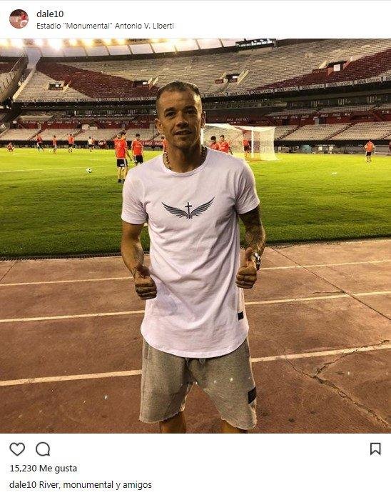 Andrés D’Alessandro estuvo de visita en el Monumental