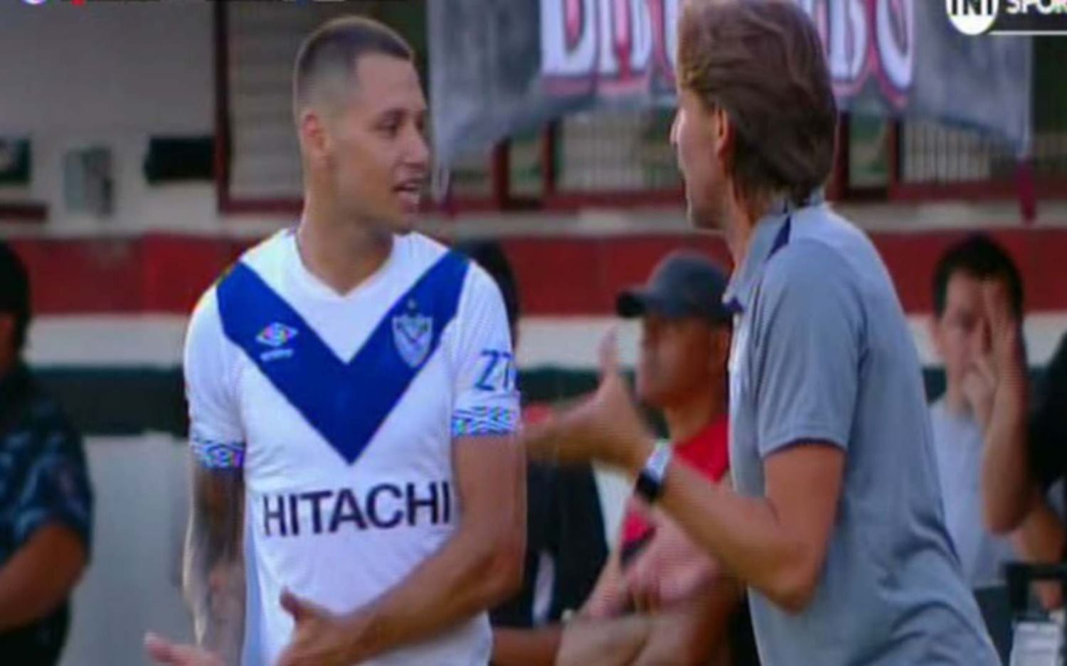 La reacción de la esposa de Mauro Zárate cuando Heinze lo sacó del equipo