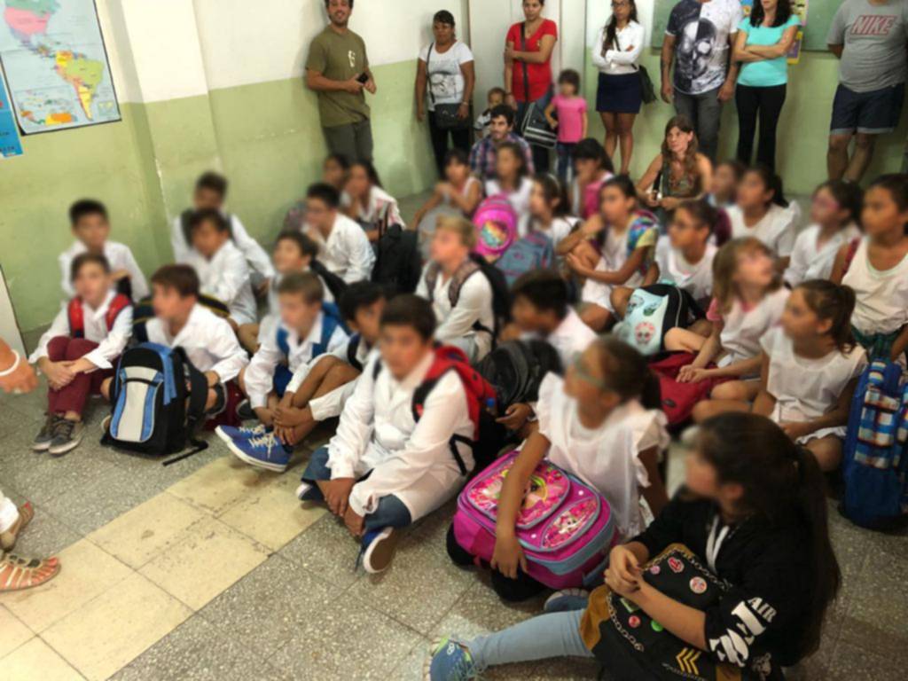 Problemas de espacios en la Escuela 10 de 16 y 48