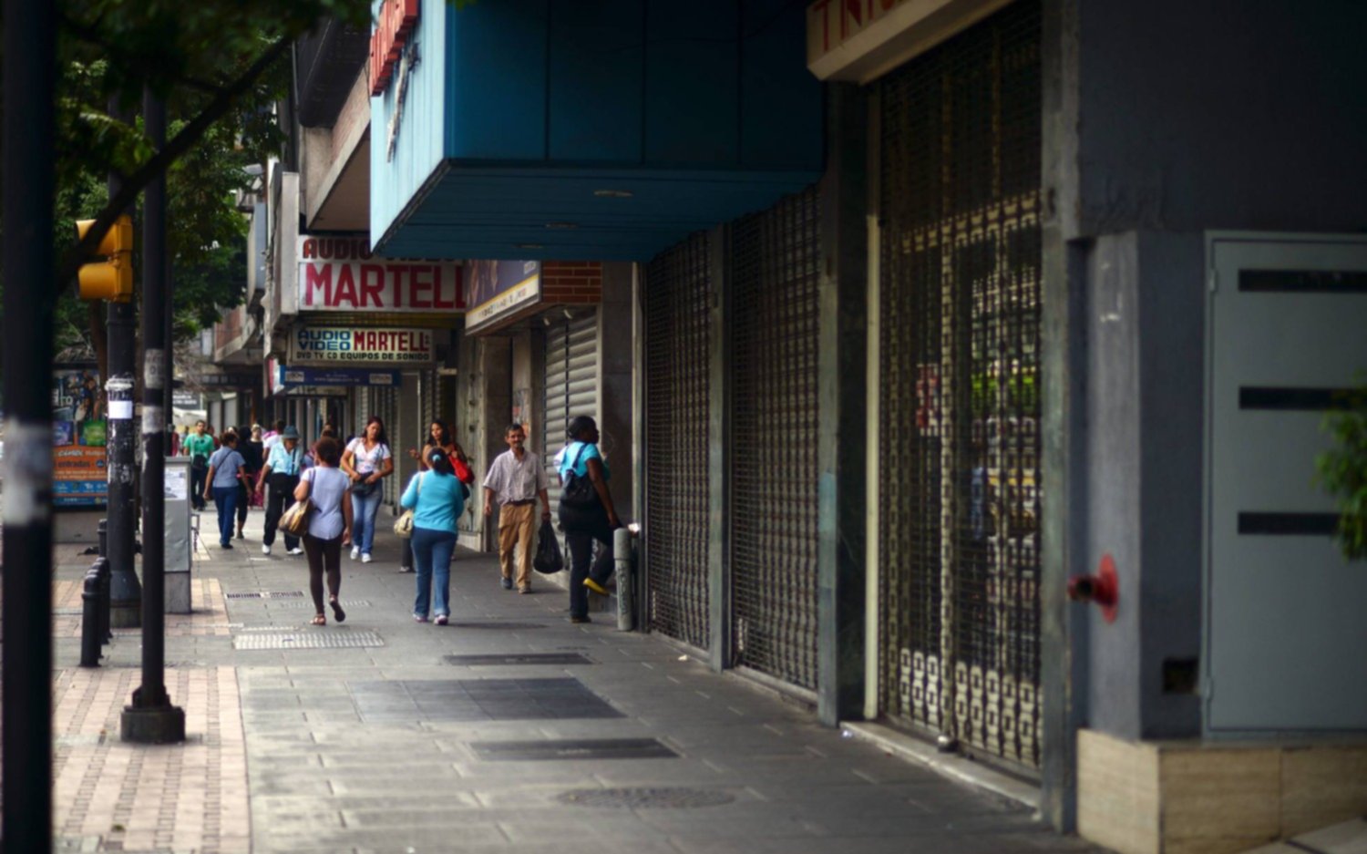 Caracas: en los últimos quince años cerraron 40 mil comercios