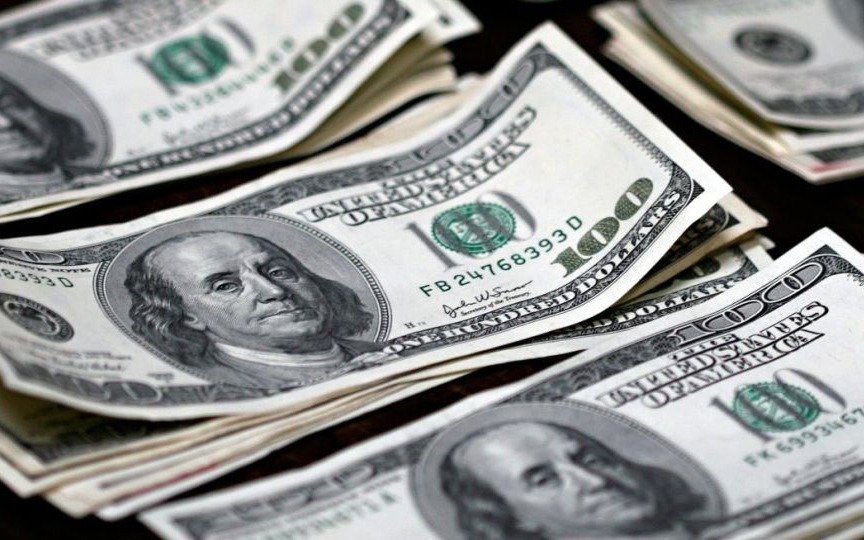 A pesar de una nueva intervención del Banco Central el dólar llegó a $20,69