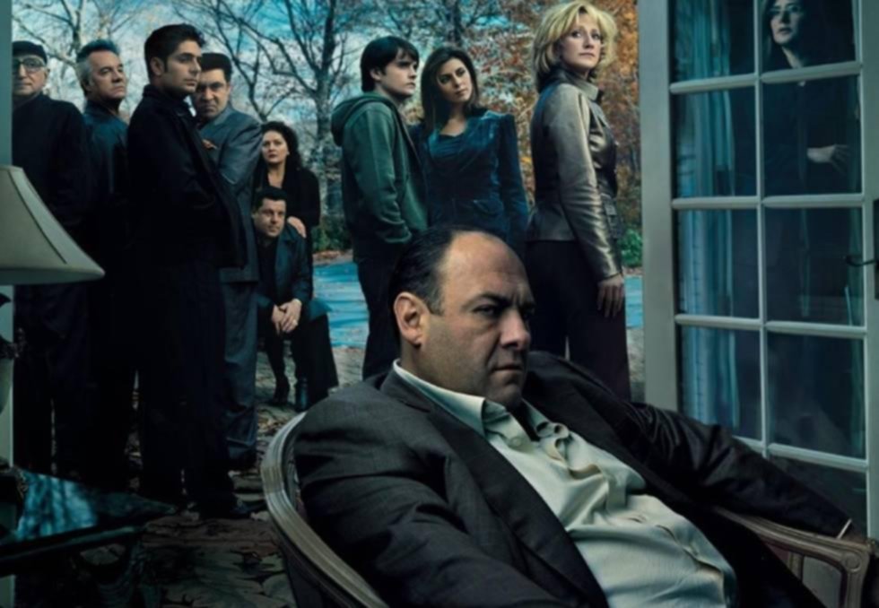 "Los soprano" regresa como precuela y en una pelicula